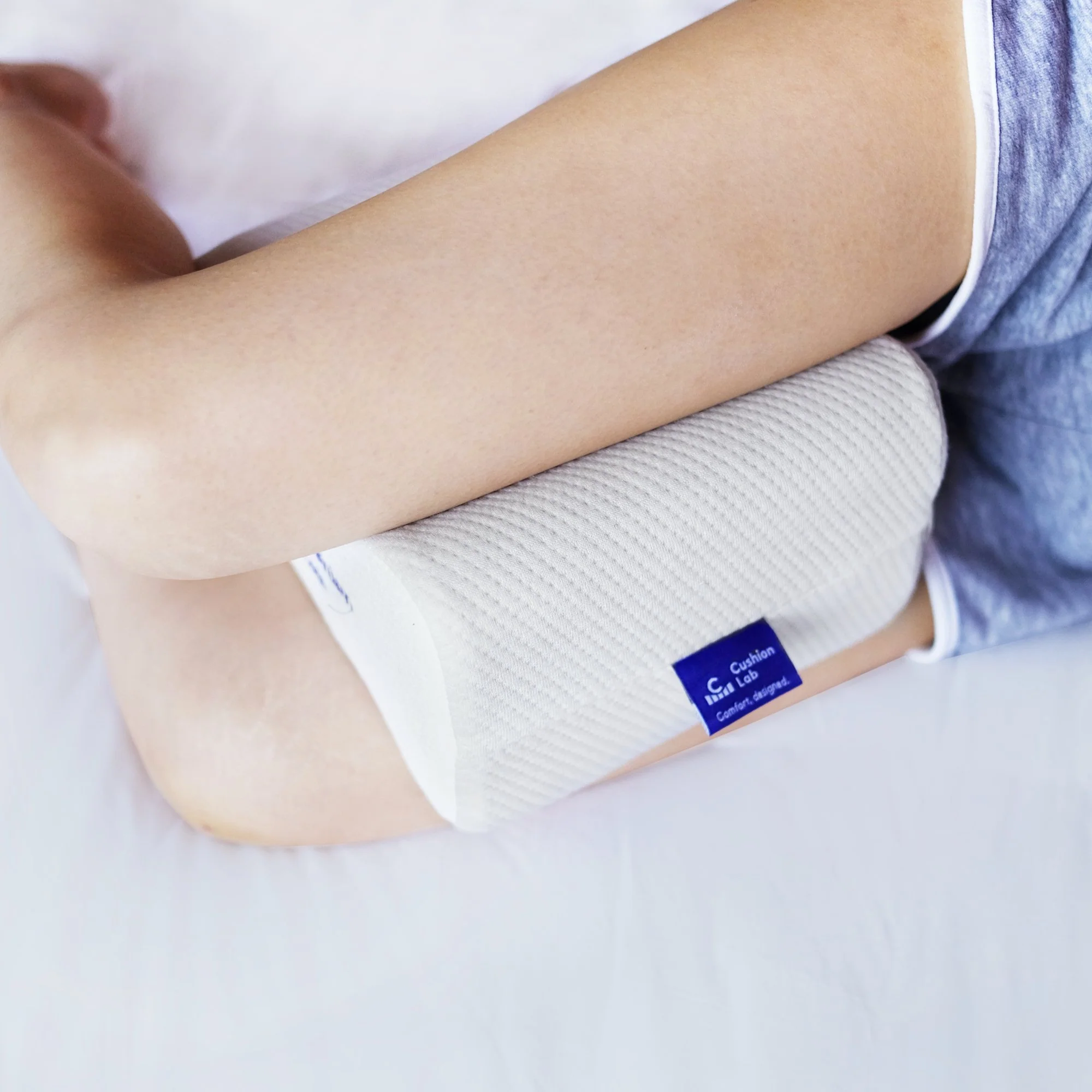 Side Sleeper Knee Pillow - Image 3